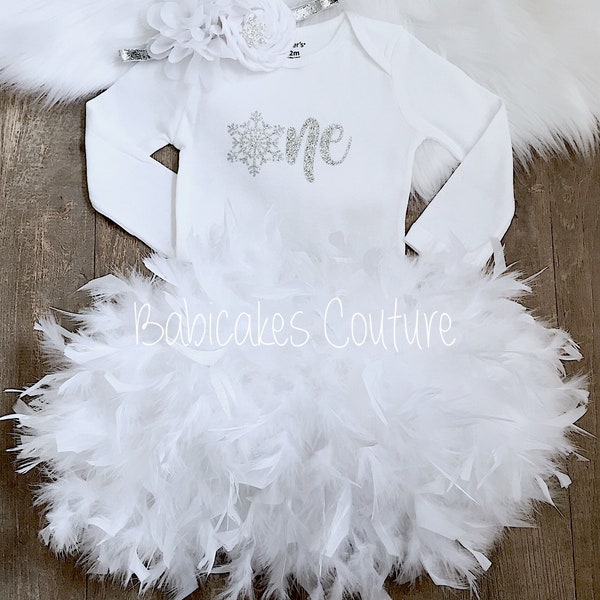 Winter Onederland 1st Birthday, 1st Birthday Girl Outfit, Snowflake Birthday, White and Silver Birthday Outfit, Winter Cake Smash Outfit