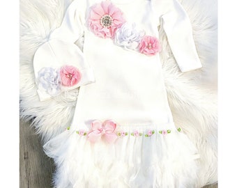 Newborn Girl Take Home Outfit, Pink and White Baby Gown, Coming Home Gown, Baby Girl Clothes, Fancy Baby Outfit, Sip & See Outfit, Baby Gift