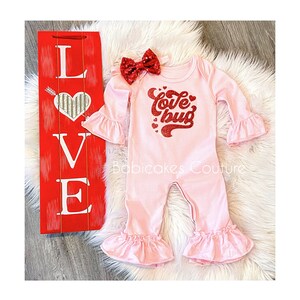 Newborn Girl Valentine Outfit, Love Bug Outfit, Babys 1st Valentine, Baby Ruffle Romper, Valentine Romper, Heart Baby Outfit, Valentine Baby