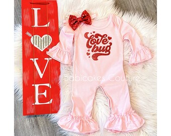 Newborn Girl Valentine Outfit, Love Bug Outfit, Babys 1st Valentine, Baby Ruffle Romper, Valentine Romper, Heart Baby Outfit, Valentine Baby
