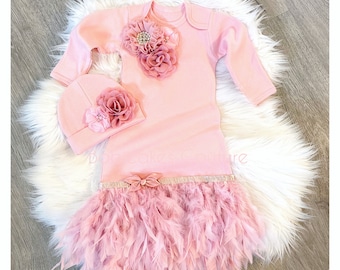 Newborn Girl Take Home Outfit, Feather Baby Gown, Blush Pink Baby Outfit, Coming Home Outfit, Baby Girl Clothes, Fancy Baby Outfit