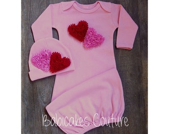 Newborn Girl Heart Outfit, Newborn Girl Take Home Outfit, Pink Baby Gown, Heart Baby Outfit, Newborn Heart Gown, Heart Baby Gown Heart Dress