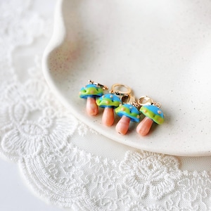 Set of 2 Mushroom Stitch Markers, Handmade Glass Progress Keepers, Knitting Notions Gift for Knitters, Clasp/Ring Option