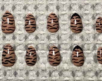 Cheetah Print Press On Nails