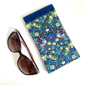 Handmade luxury velvet topped Liberty London William Morris Strawberry Thief print glasses case - sunglasses pouch flex frame padded blue