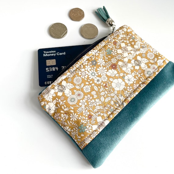 VELVET MINI POUCH BLUE TONES FLOWER PATTERN VELVET MINI POUCH BLUE TONES FLOWER PATTERN