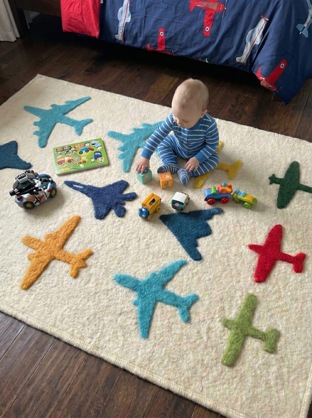 Airplan Rug Hand Tufted Airplane Rug: Educational Aircraft Carpet for Kids Natural ...