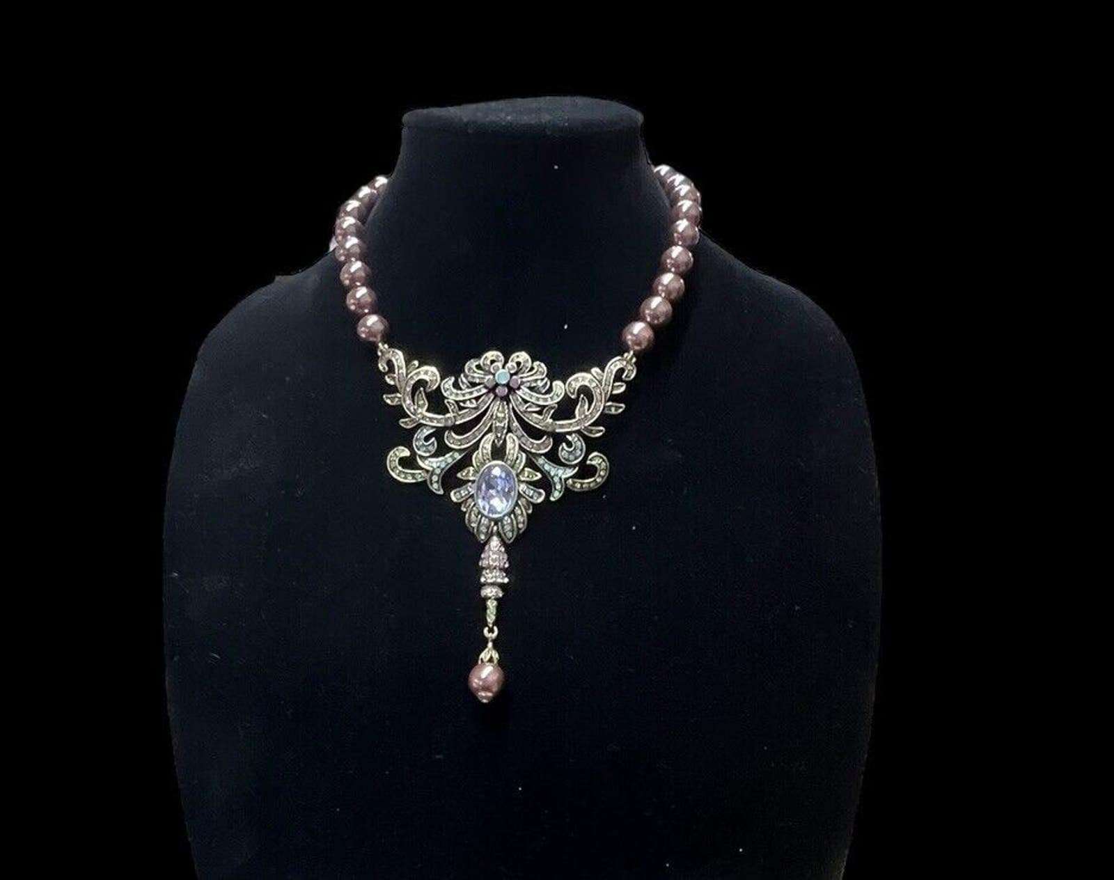Heidi Daus April in Paris Necklace Crystal & Beaded Necklace – HEIDI DAUS Heidi Daus April in Paris Necklace Crystal & Beaded Necklace – HEIDI DAUS