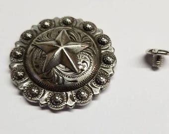 Concho Star Berry da 1 1/2" in argento, conchos a stella, con chiusura a vite, conchos con chiusura a vite, conchos in argento per lavorazione della pelle