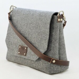 Felt bag with leather strap, medium size crossbody bag, felt crossbody bag, gift idea for her
