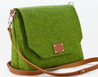 Felt bag with leather strap, green crossbody bag, medium size felt crossbody bag, gift idea for her