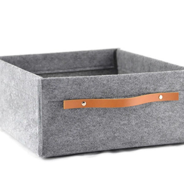 Felt storage box with leather handle, fits to Ikea Kallax, Expedit insert, minimalist scandinavian low basket, drona box, housewarming gift