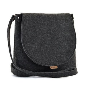 Sac à main minimaliste en feutre à bandoulière, sac à main feutré gris foncé de taille moyenne, sac à bandoulière anthracite, sac à main à longue bandoulière, cadeau pour elle