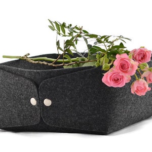 Storage basket, low large charcoal felt storage box, felt bawl, plateu, toy storage box, minimalist home decor, scandinavian basket