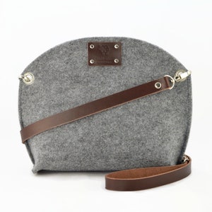 Felt bag with leather strap, small size crossbody purse, felt crossbody bag, gift idea for her, greensheep bag, premium felt bag