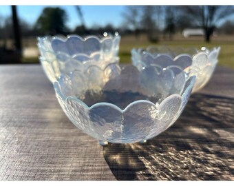 Cuencos de postre vintage de vidrio blanco perlado (6 unidades, con patas), hechos a mano en Tailandia