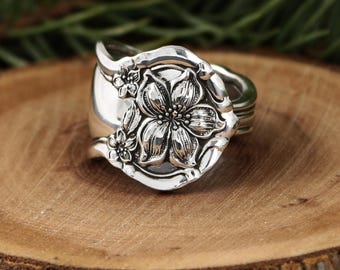 Orange Blossom Spoon Ring - Wm. Rogers & Son / International Silver 1910 Pattern - Extra Wide Vintage Silverplate Floral Ring