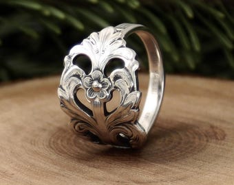 Carlen C5N1 Spoon Ring - Vintage Swedish Filigree Ring - Swedish EPNS Spoon Ring - Art Nouveau Scroll Wrap