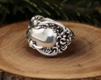 Floral Spoon Ring - Wallace 1902 Pattern - Vintage Art Nouveau Silverplate Ring
