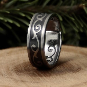 Anillo de cuchara de la corte española - Oneida 1881 Modelo Rogers - Anillo vintage de acero inoxidable con diseño de volutas