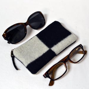 ZIPPER POUCH - glasses readers case - Handmade heavy weight WOOL black & white checked trendy metal zipper Purse Organization Christmas Gift