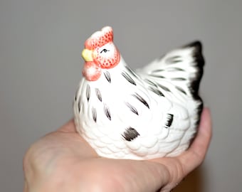 vintage salt and pepper shaker chicken hen rooster farmhouse farm house white and black kitchen collectible salt & pepper Filbert Fashions