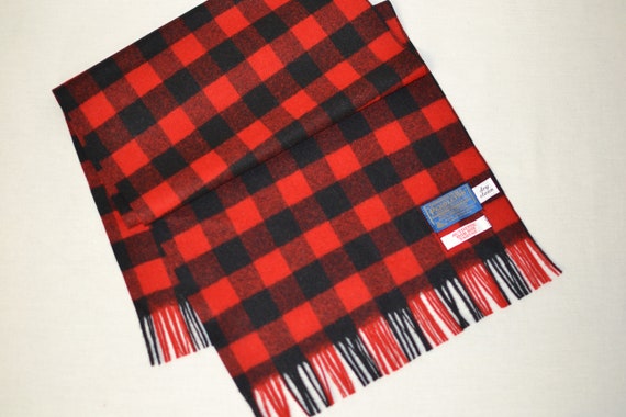 Pendleton® Scarf red and black Buffalo Plaid Check