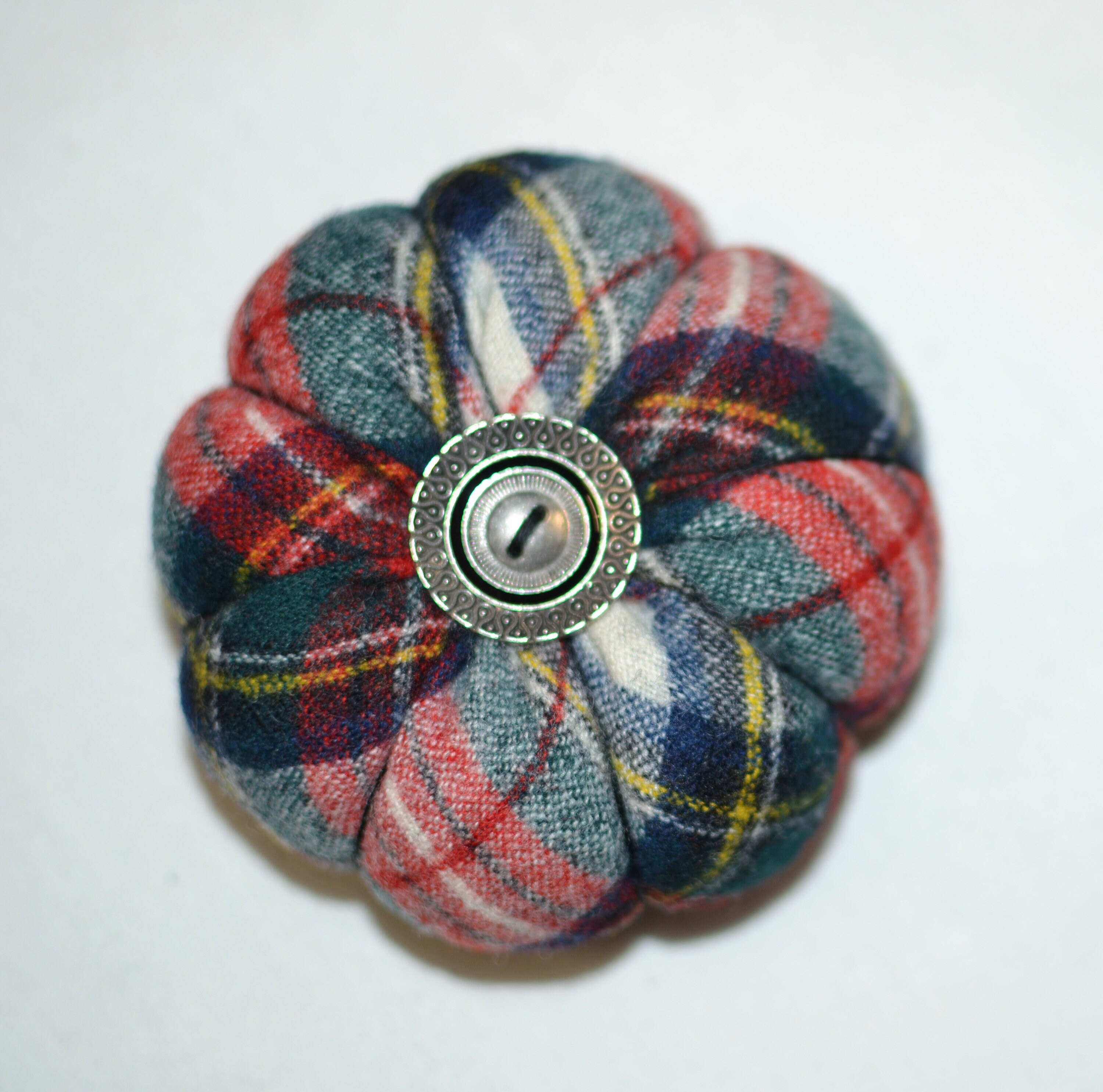 Pincushion Wool Pin Cushion classic traditional tartan plaid Etsy