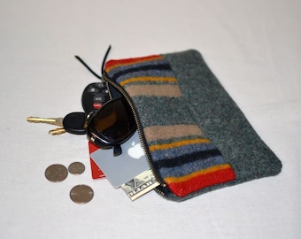 Zipper Pouch Purse Handbag Clutch Wallet Cosmetic Bag wool Yakima Camp Blanket HEATHER GREEN WOOL hiking camping storage bag Backpacking