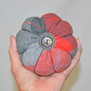 Sewing Gift Crafter Gift Seamstress - PINCUSHION Pin Cushion weighted Coral Grey Plaid Wool Upcycled Pendleton 49&#39;er Jacket Jewelry Storage