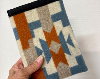 Soft Wool Paperwhite Sleeve - Autumn Rust & Blue Plaid - Amazon Kindle 2024/2025 and 2021 - 11th 12th generation - Blue Ridge - Tennessee