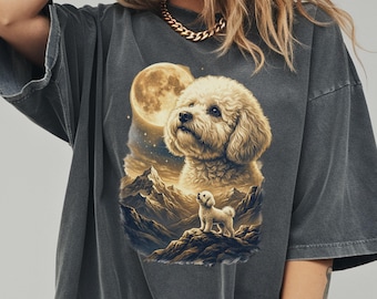 Camiseta vintage "Bichon Frise uivando para a lua", ideal para mães de cachorro, perfeita para presentear mães de Bichon Frise, ideal para o Dia das Mães e Dia dos Pais.