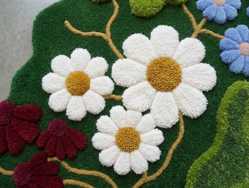 Handgetufteter Moosteppich, botanischer Blumenteppich mit 3D-Textur, Natur inspiriert Boho-Dekor, Cottagecore, Wald-Thema, handgemachter Wollteppich Bild 10