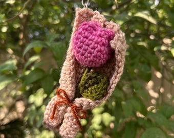 Gehäkelter Tulpenstrauß Schlüsselanhänger |crochet tulip  | Handgemachtes Geschenk zum Muttertag | Blumen Taschenanhänger,