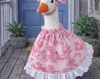 Conjunto de vestido y lazo de ganso hecho a mano – Atuendo rosa con estampado de toile de Jouy para estatuas