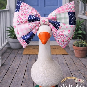 Lazo de ganso para porche con patchwork floral azul marino y rosa / Conjunto de decoración exterior hecho a mano