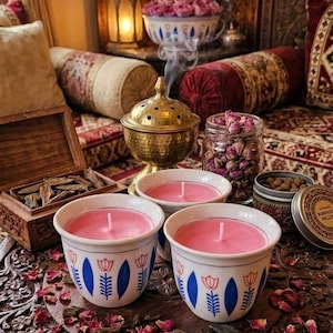 Cardamom, Rose Oud, or Vanilla Scented Arabic Coffee Candle | Organic Soy & Color-Changing Wax | Traditional Finjan Cup | Ink and Infuse Rose Oud / Blue
