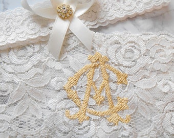Wedding Garters Monogram Wedding Garter GOLD Or SILVER Setting Bridal Garter Floral Stretch Lace Bridal Garter Single Garter