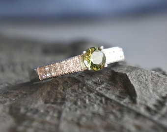 CZECH MOLDAVITE ring 5mm stone, Sterling Silver Moldavite jewelry with certification, real moldavite ring authentic moldavite jewellery gift