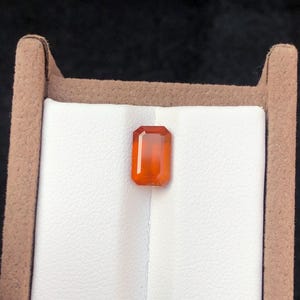 Natural Fanta Garnet Gemstone, 2.15 Carat