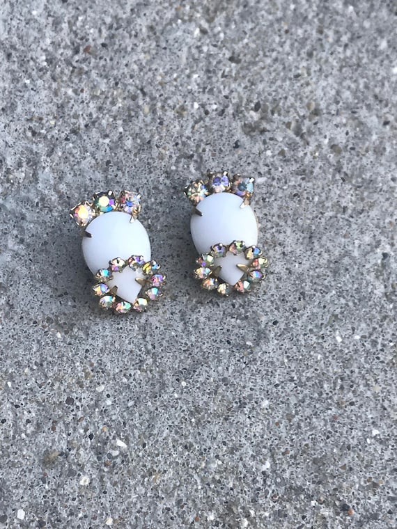 Vintage White Milk Glass and Aurora Borealis Rhinestone Clip On Earrings
