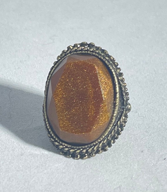 Vintage Gold Tone Ring with Brown cabochon Size 6 1/2 Beautiful