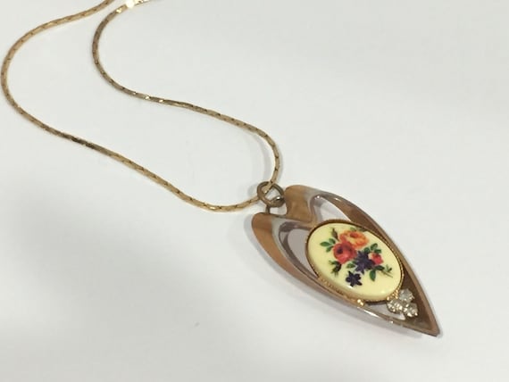 Vintage Gold Heart Necklace with Flowered Cabochon Clear Rhinestones Vintage Patina Very Nice