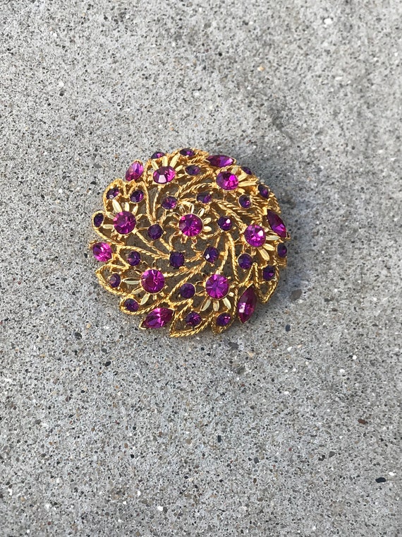 Vintage Pink and Purple Rhinestone Brooch Gold ton