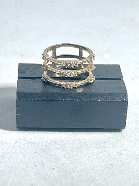 Vintage Gold Tone Ring with Clear Rhinestones Size 7 1/4