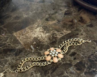 Vintage Gold Chain Bracelet with Pearl and Peach Rhinestone Center.