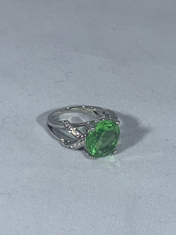Vintage Green Peridot and Clear Cubic Zirconia 925 Sterling Silver Ring Size 5 3/4 Stunning and Gorgeous