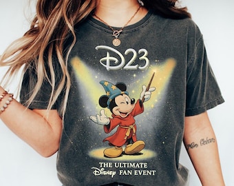 Camiseta vintage de Pesadilla en Main Street de Comfort Colors, camiseta de Halloween de Mickey y Minnie con fantasmas, camiseta retro de Halloween de Disney, camiseta de truco o trato.