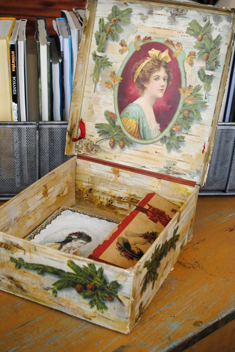 Antique Wallpaper Box Included 2 Smaller Paper Boxes - Etsy