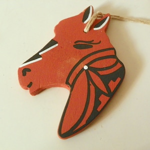 Jemez Pueblo Indian made horse ornament made out of clay pottery hand painted